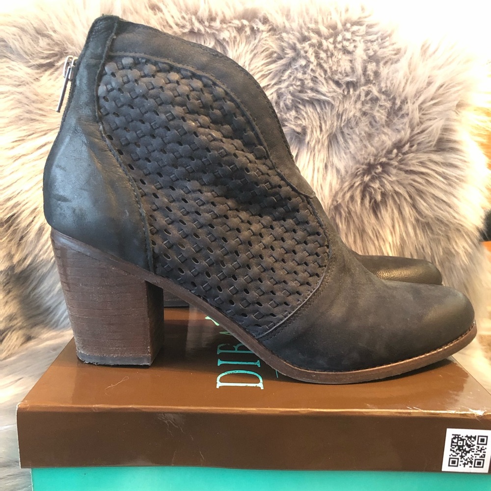 Diba True Distressed Lake Land Booties